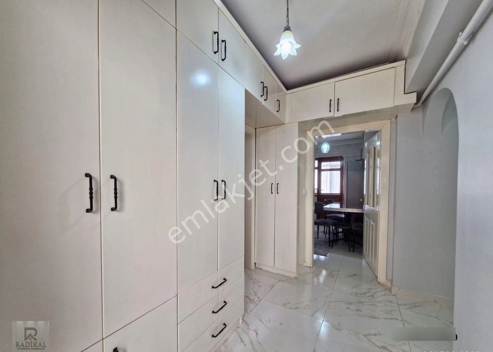 Birlik Mahallesi 472. Sokak Üzeri Kök Tapulu Mülk Sahibi Kullanımlı Satılık 3+1 Kupon Daire.......