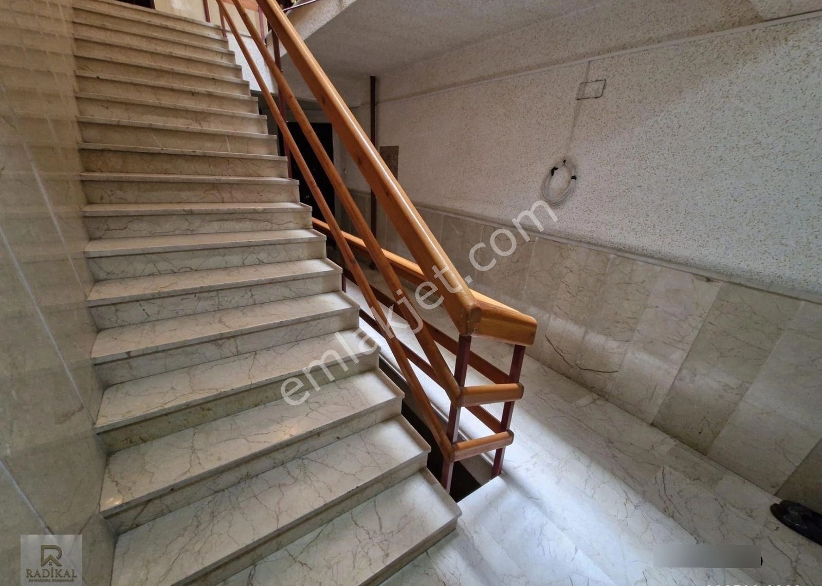 Birlik Mahallesi 472. Sokak Üzeri Kök Tapulu Mülk Sahibi Kullanımlı Satılık 3+1 Kupon Daire....... - Görsel 4