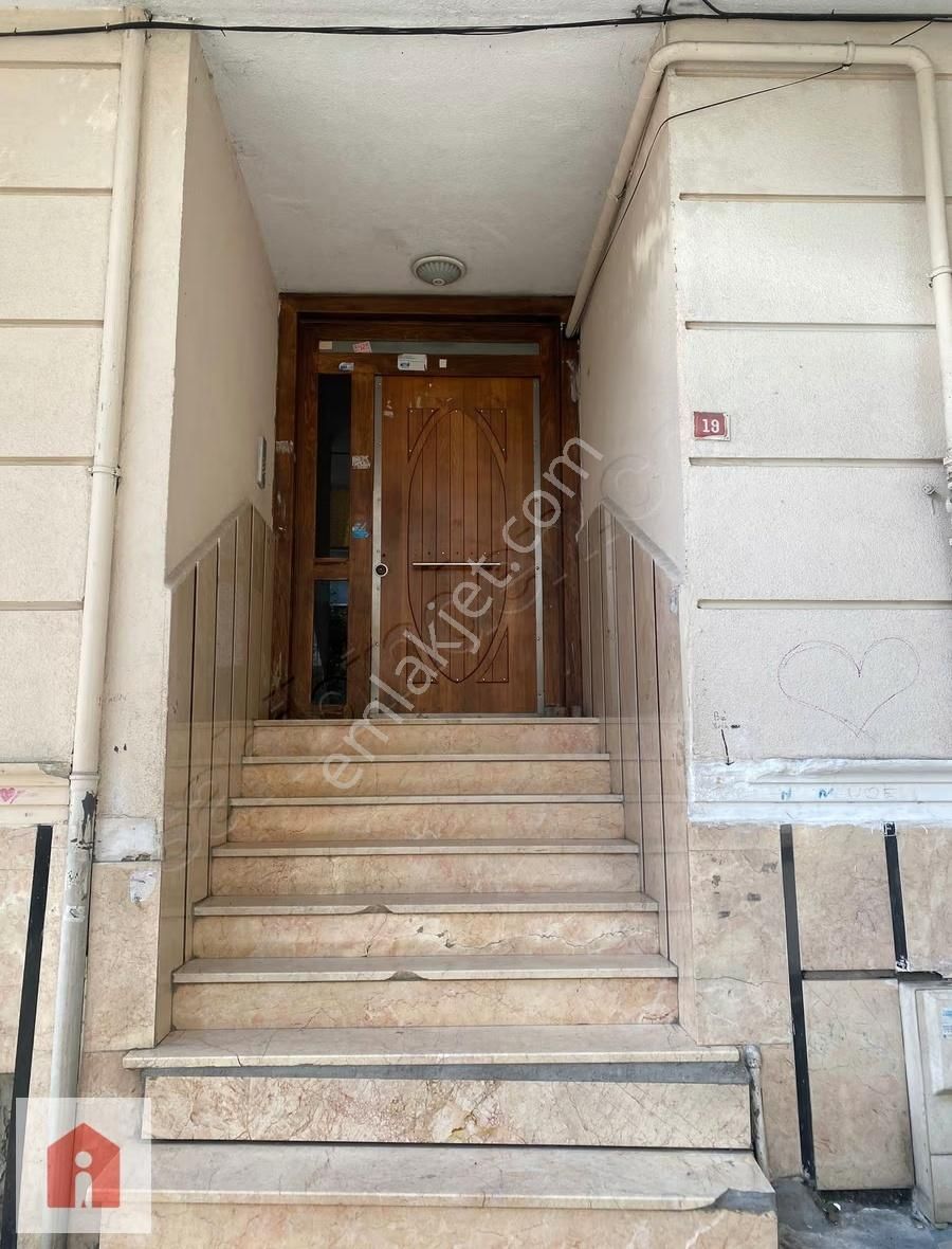 İletişim'den Zübeyde Hanımda Kiralık 2+1 Temiz Daire - Görsel 9