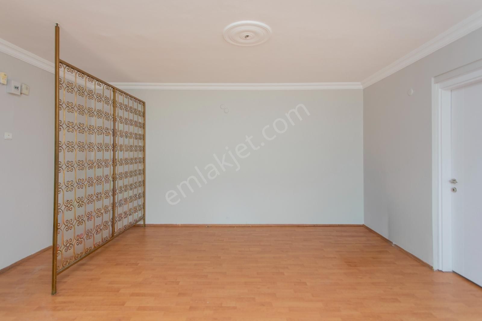 Karşıyaka Alaybey'de Kiralık Denize Yakın 3+1 Daire - Görsel 6