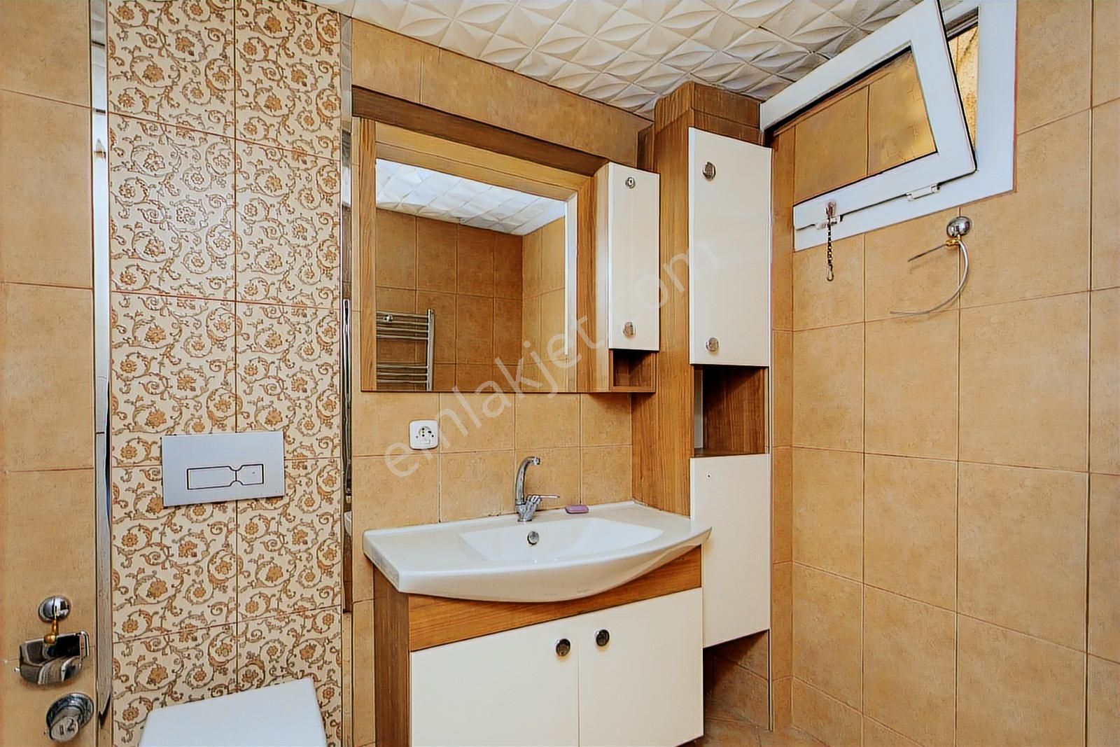 Karşıyaka Alaybey'de Kiralık Denize Yakın 3+1 Daire - Görsel 21