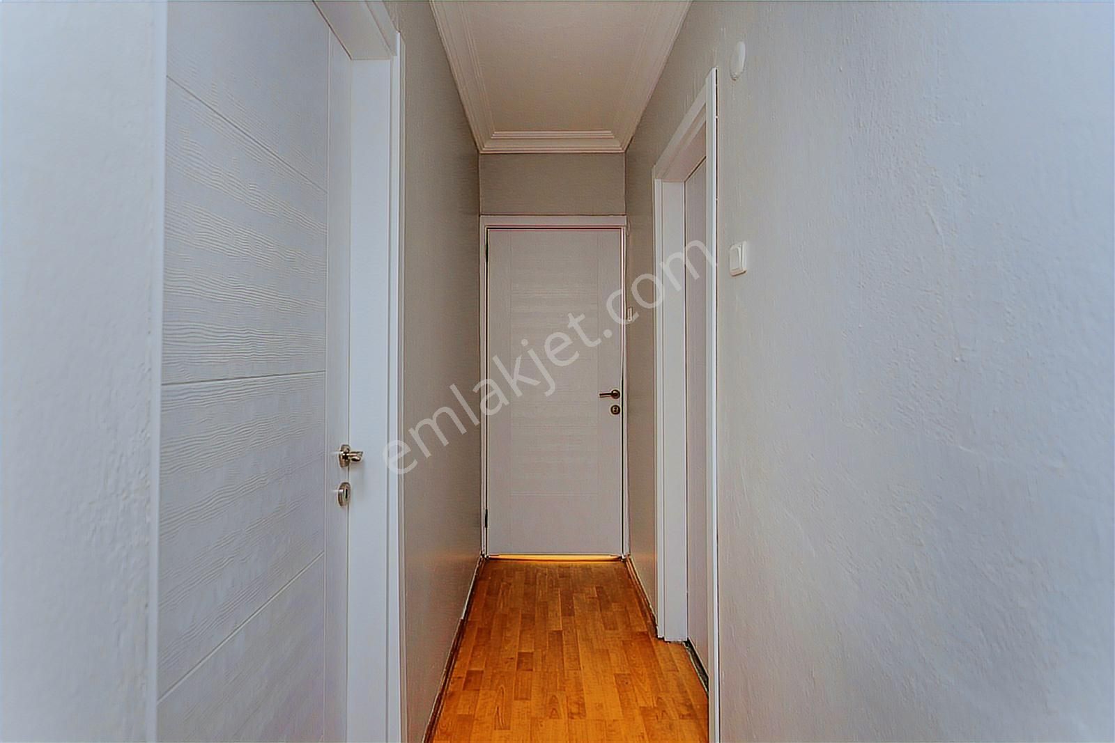 Karşıyaka Alaybey'de Kiralık Denize Yakın 3+1 Daire - Görsel 12