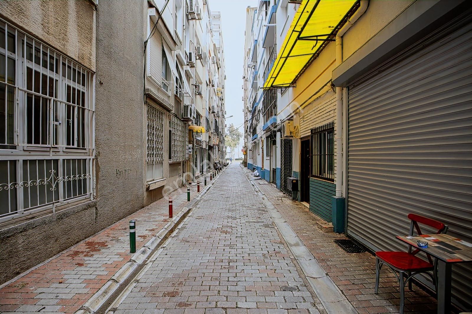Karşıyaka Alaybey'de Kiralık Denize Yakın 3+1 Daire - Görsel 34