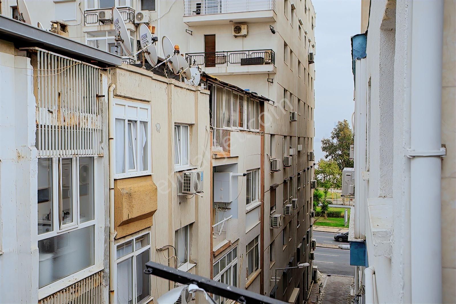 Karşıyaka Alaybey'de Kiralık Denize Yakın 3+1 Daire - Görsel 29