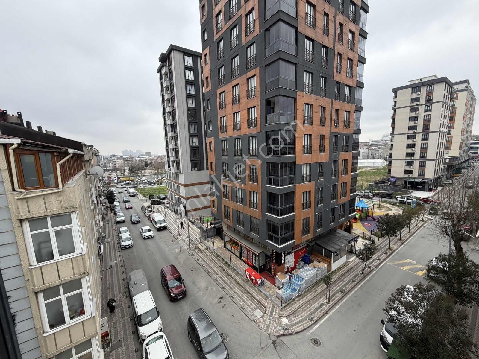 Belediye Karşısında 3+1 4.kat Güney Cephe Sıfır Lüx Daire - Görsel 23