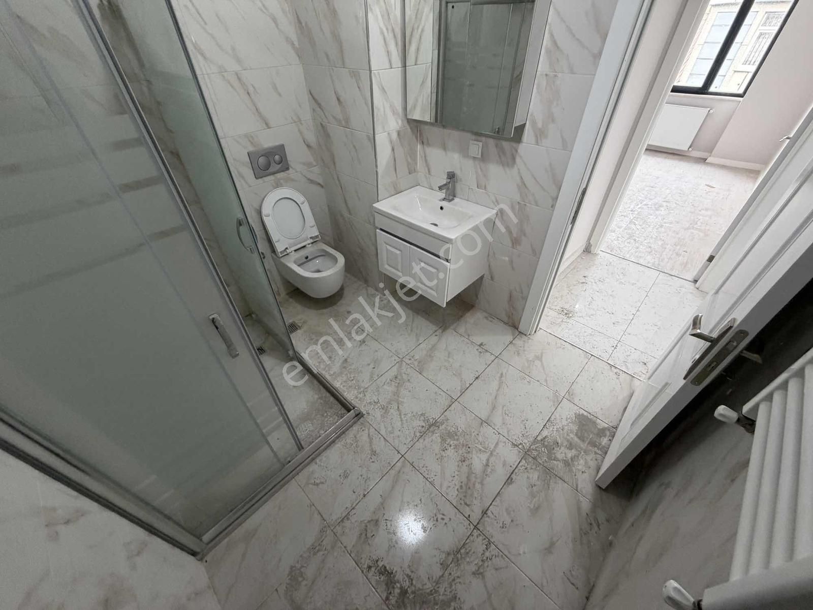 Belediye Karşısında 3+1 4.kat Güney Cephe Sıfır Lüx Daire - Görsel 3