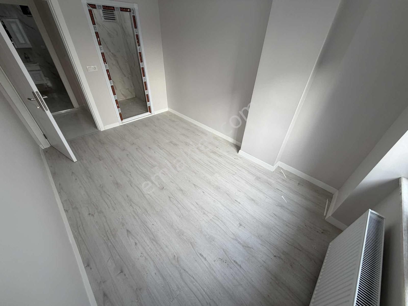 Belediye Karşısında 3+1 4.kat Güney Cephe Sıfır Lüx Daire - Görsel 8