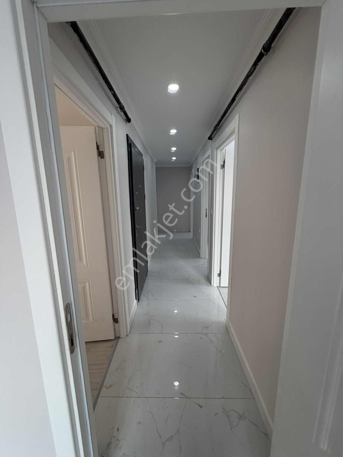 Belediye Karşısında 3+1 4.kat Güney Cephe Sıfır Lüx Daire - Görsel 20