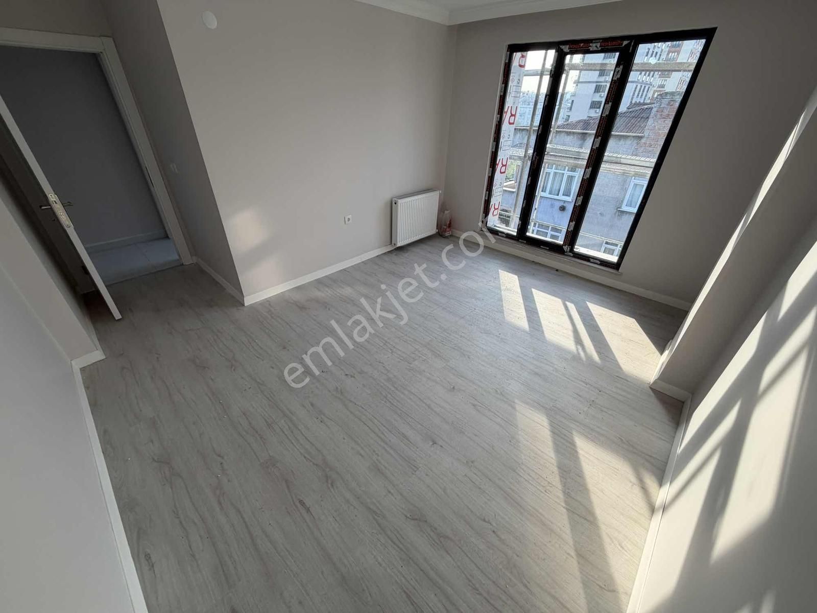 Belediye Karşısında 3+1 4.kat Güney Cephe Sıfır Lüx Daire - Görsel 11