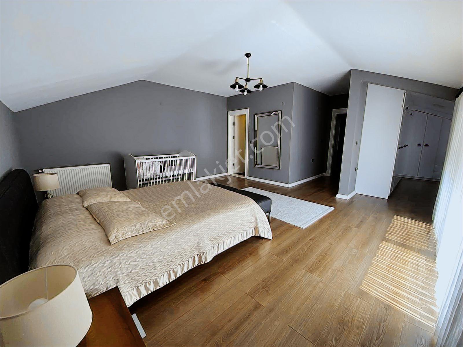 Ordu Cumhuriyet Deniz Tarafı Otoparklı 4+1 Dubleks Satılık Daire - Görsel 32