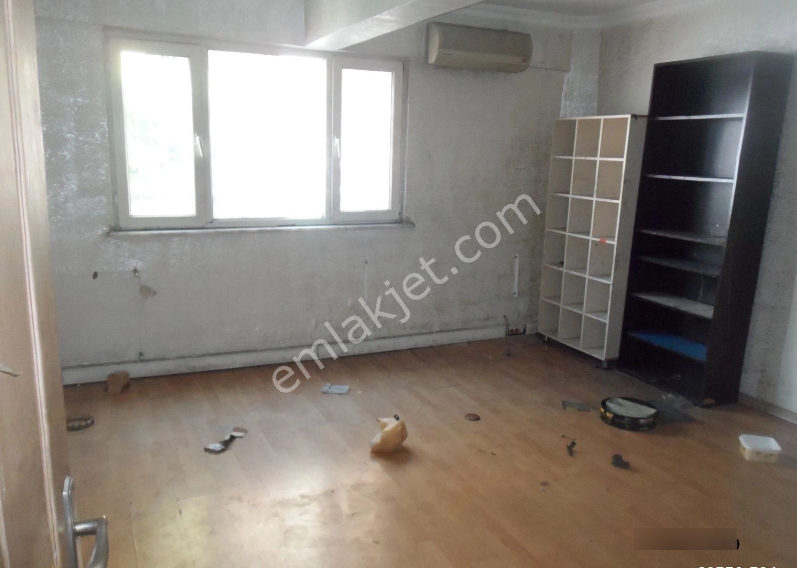 Zeytinburnu Demirciler Sitesin De Kiralık Dükkan - Görsel 11