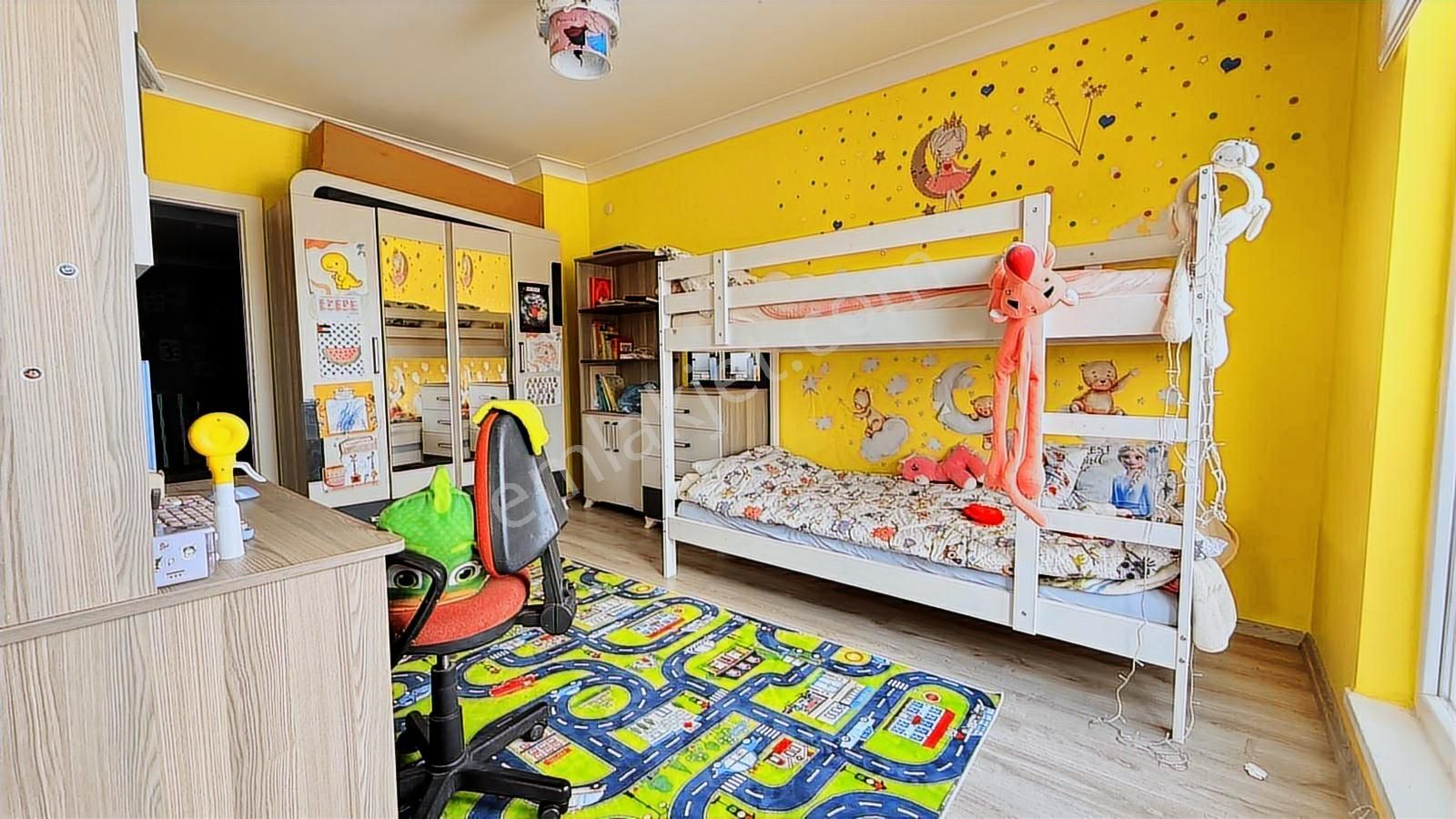 Bölgenin En Prestijli Sitesinde Panoramik Manzaralı Köşe Dubleks - Görsel 4