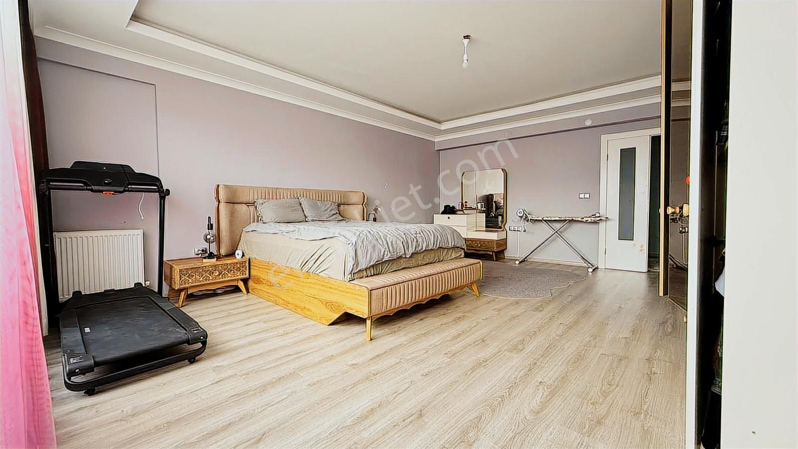 Bölgenin En Prestijli Sitesinde Panoramik Manzaralı Köşe Dubleks - Görsel 20