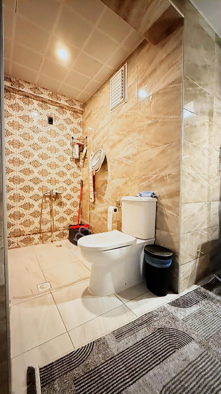 Bölgenin En Prestijli Sitesinde Panoramik Manzaralı Köşe Dubleks - Görsel 3