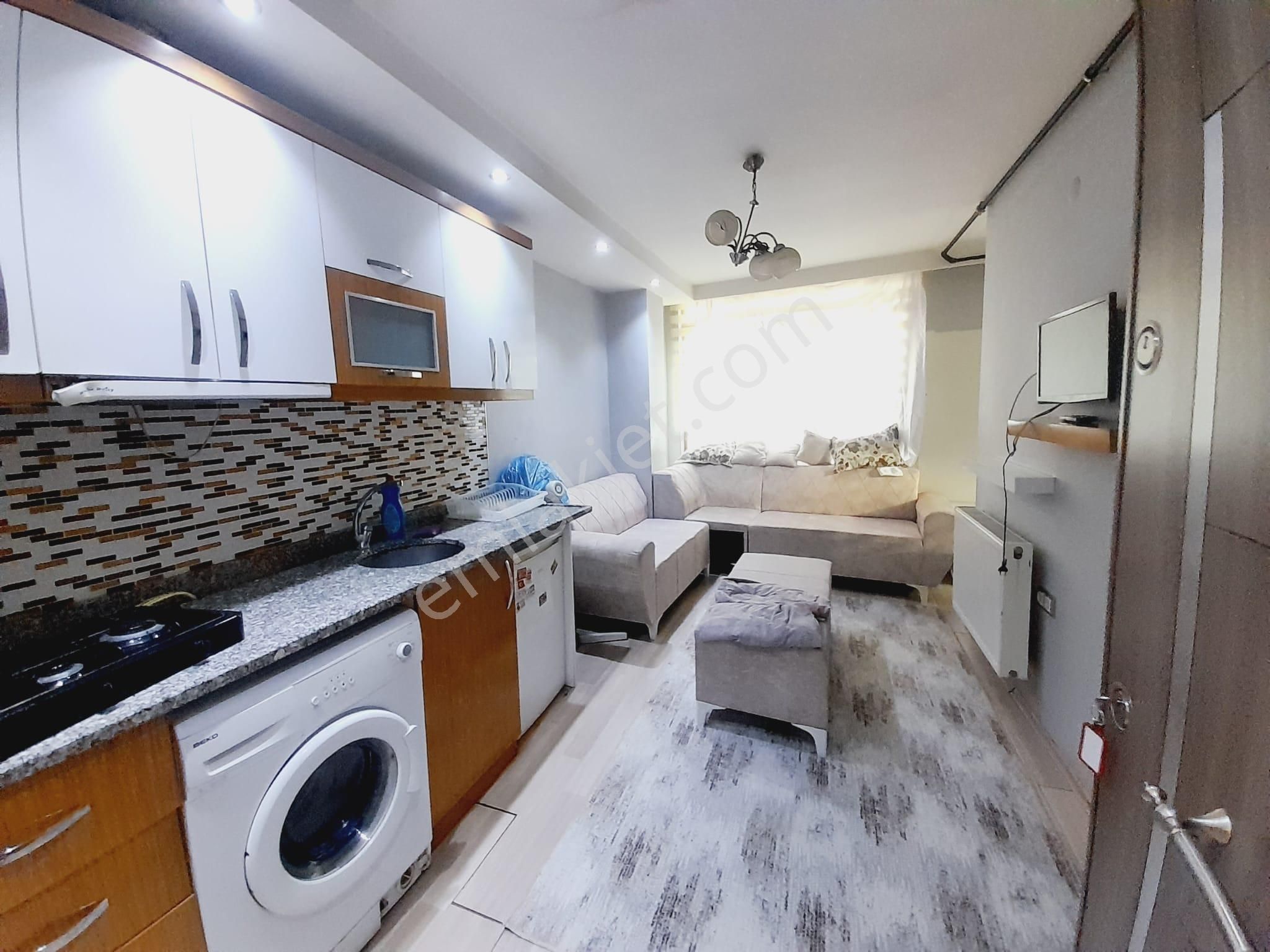 Kaan Emlaktan Fesleğende İstiklal Caddesine Yakın 1+1 Eşyalı Apart - Görsel 8