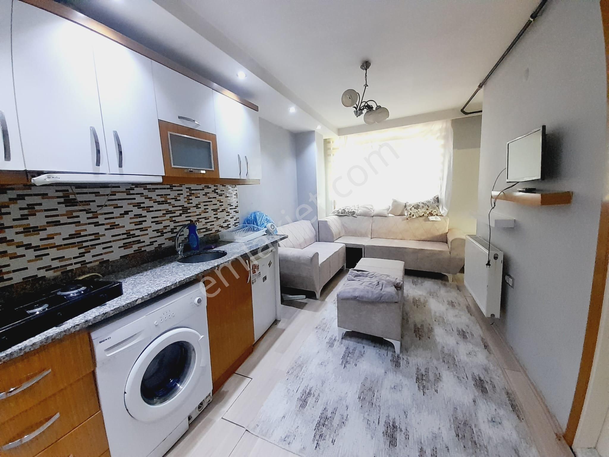 Kaan Emlaktan Fesleğende İstiklal Caddesine Yakın 1+1 Eşyalı Apart - Görsel 7