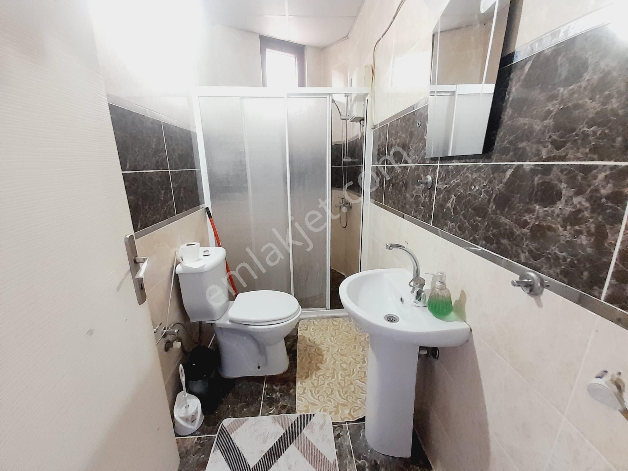 Kaan Emlaktan Fesleğende İstiklal Caddesine Yakın 1+1 Eşyalı Apart - Görsel 9