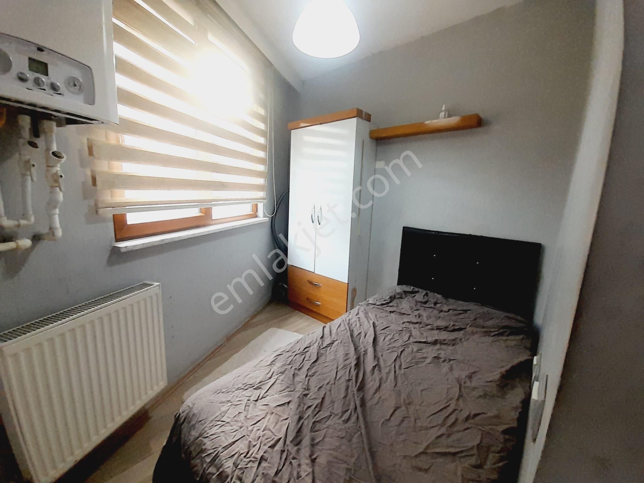 Kaan Emlaktan Fesleğende İstiklal Caddesine Yakın 1+1 Eşyalı Apart - Görsel 2