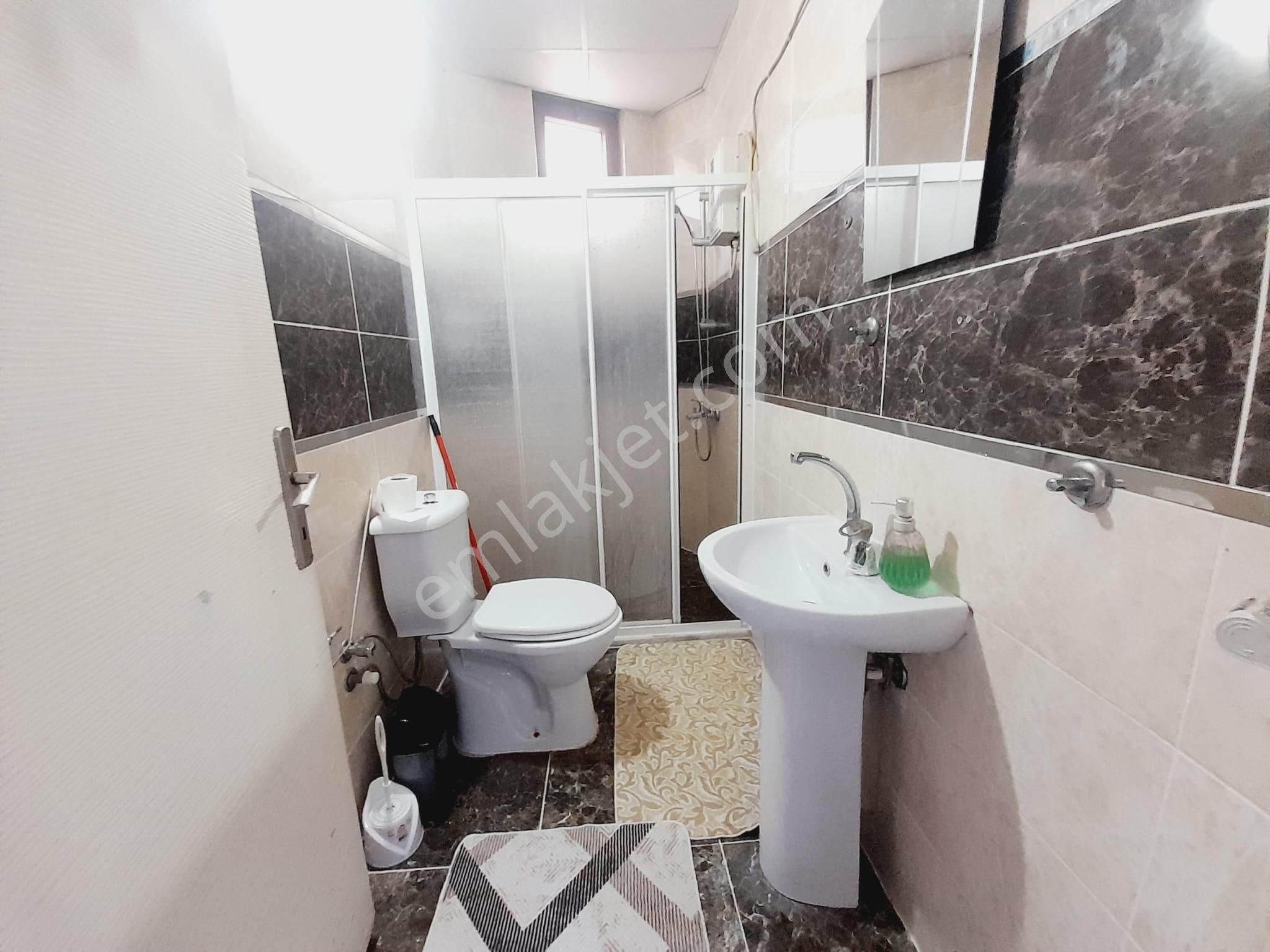 Kaan Emlaktan Fesleğende İstiklal Caddesine Yakın 1+1 Eşyalı Apart - Görsel 5