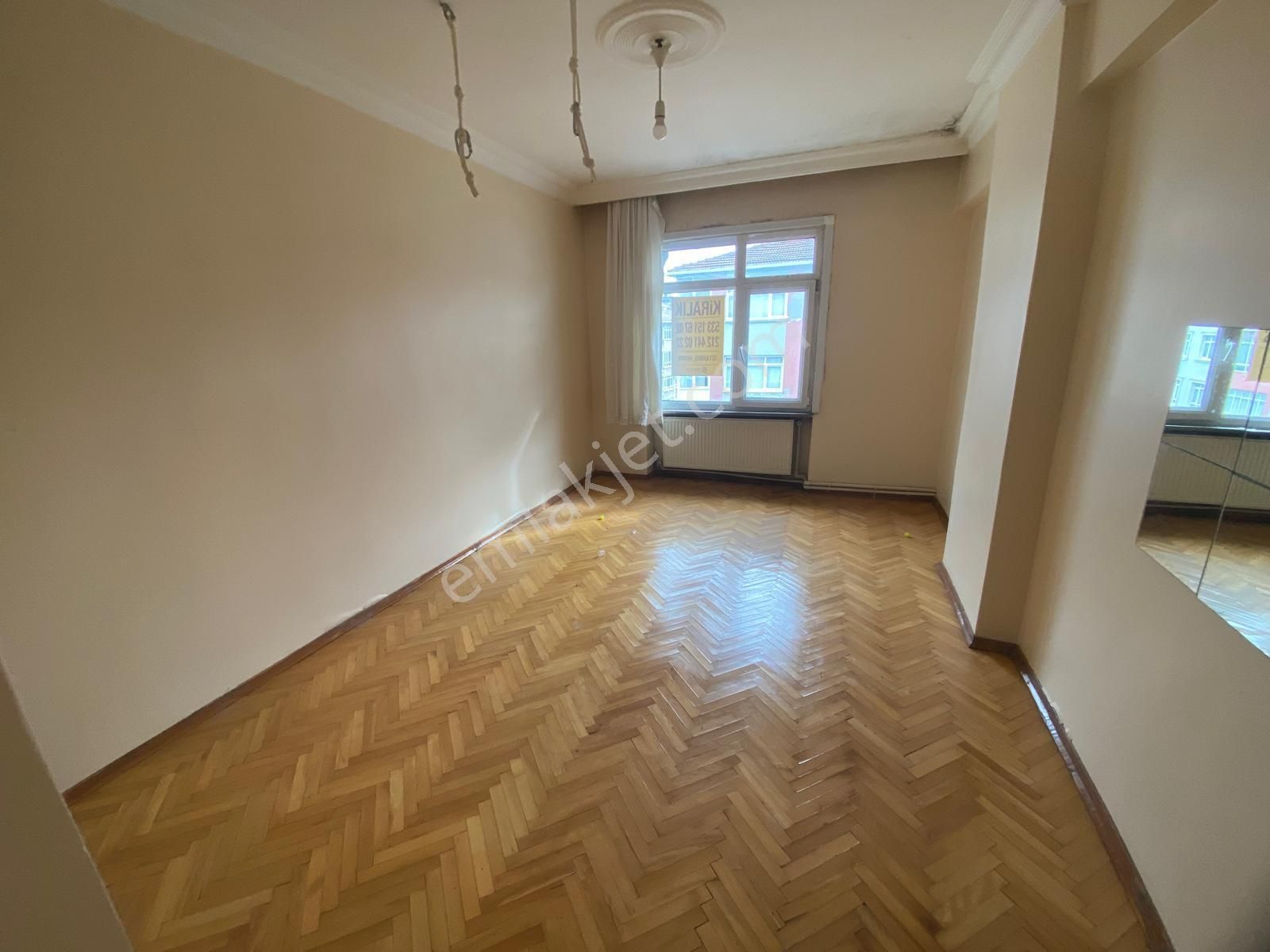 İstanbul House'dan B.evler'de 3+1 Ara Kat Asansörlü Geniş Daire - Görsel 9