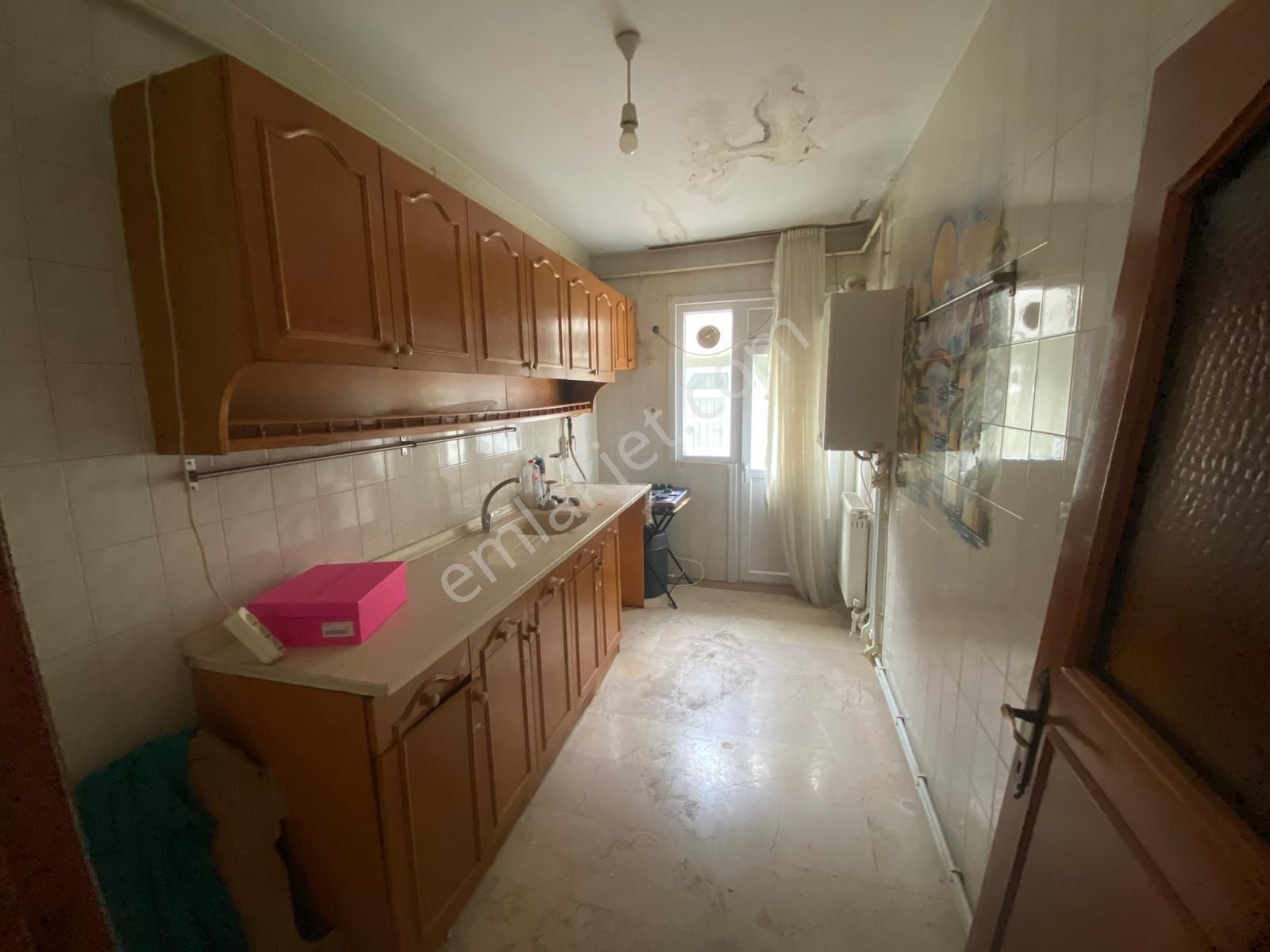 İstanbul House'dan B.evler'de 3+1 Ara Kat Asansörlü Geniş Daire - Görsel 7