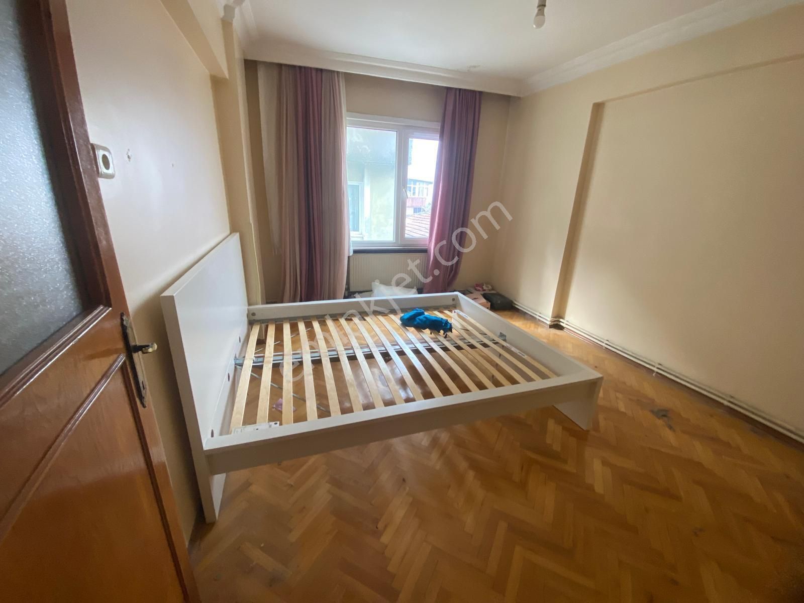 İstanbul House'dan B.evler'de 3+1 Ara Kat Asansörlü Geniş Daire - Görsel 11