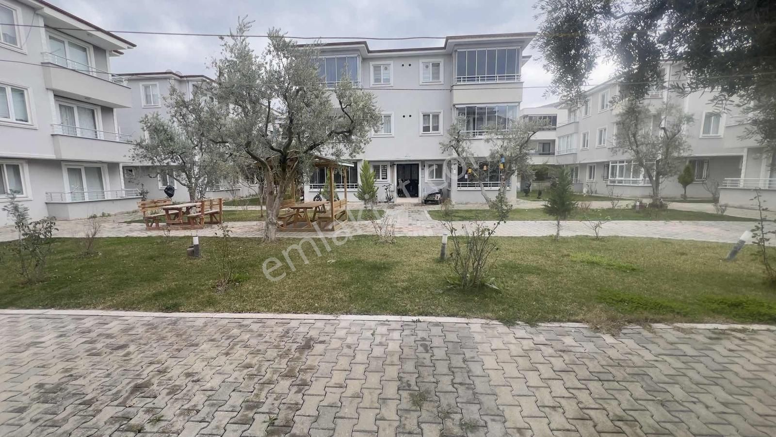 İznik Selçuk Mahallesinde Eşyalı Kiralık Daire - Görsel 10