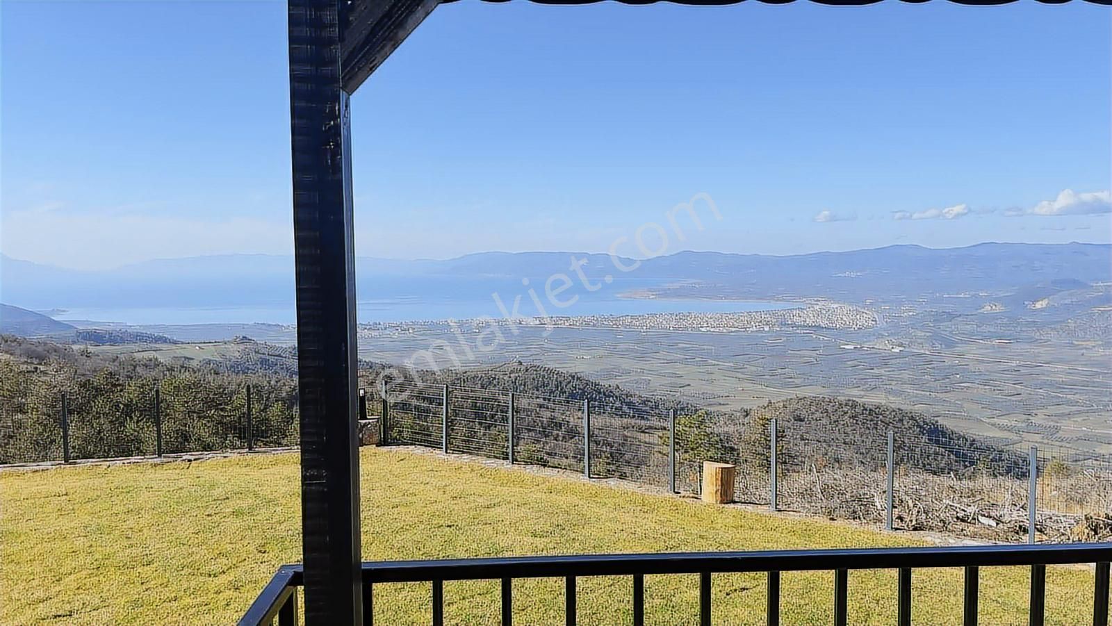 2m Yatırım'dan İznik Çamoluk Mah Full Göl Manzaralı Ağaç Ev - Görsel 30