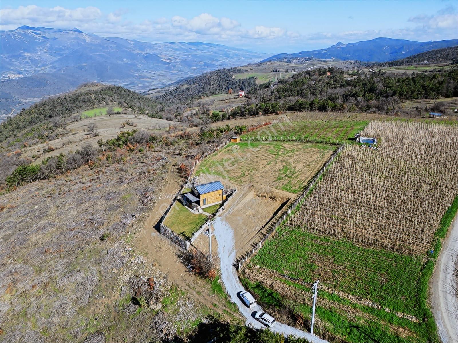 2m Yatırım'dan İznik Çamoluk Mah Full Göl Manzaralı Ağaç Ev - Görsel 15