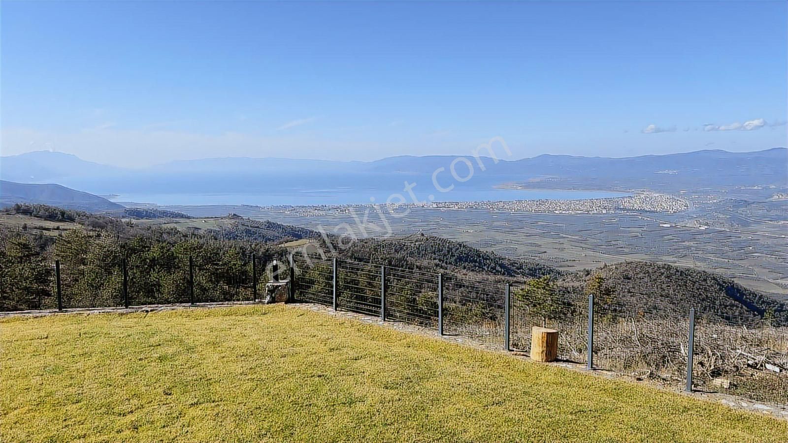 2m Yatırım'dan İznik Çamoluk Mah Full Göl Manzaralı Ağaç Ev - Görsel 21