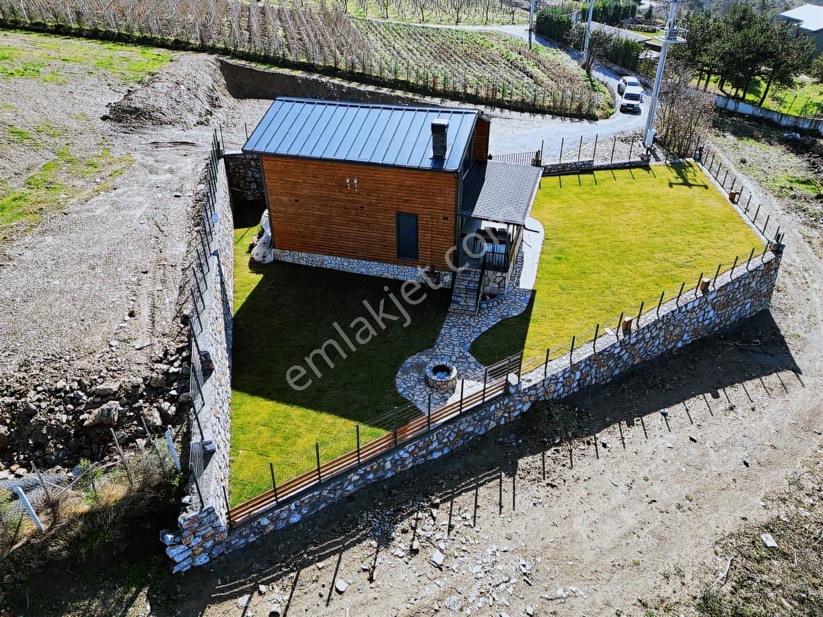 2m Yatırım'dan İznik Çamoluk Mah Full Göl Manzaralı Ağaç Ev - Görsel 23