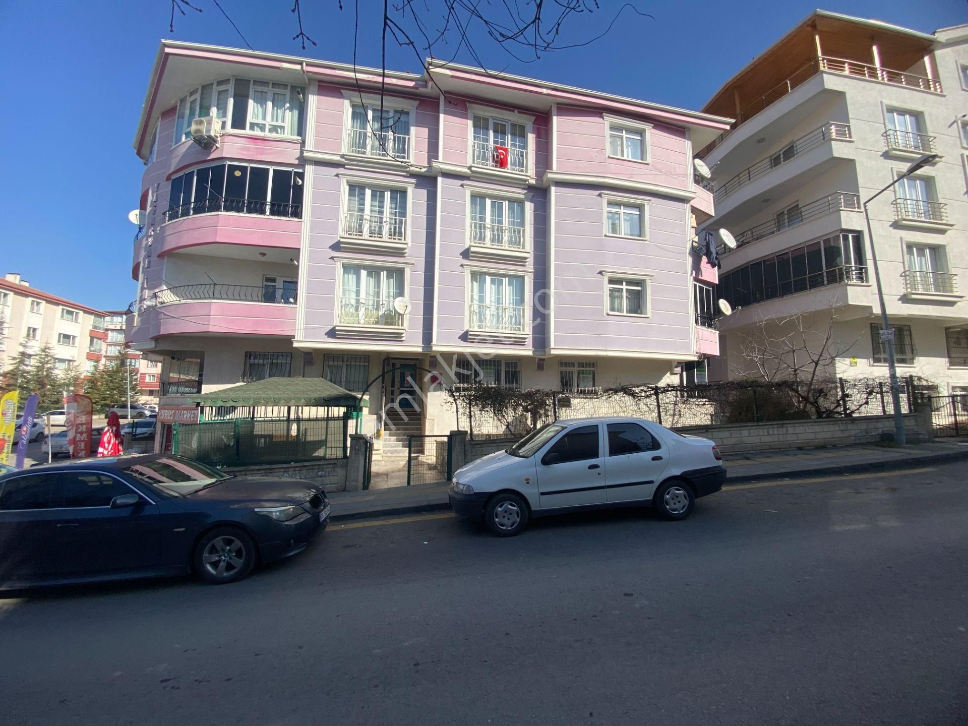 Elvankent Topçu Mah. Ebeveyn Banyolu 3+1 Arakat Kiralık Daire - Görsel 35