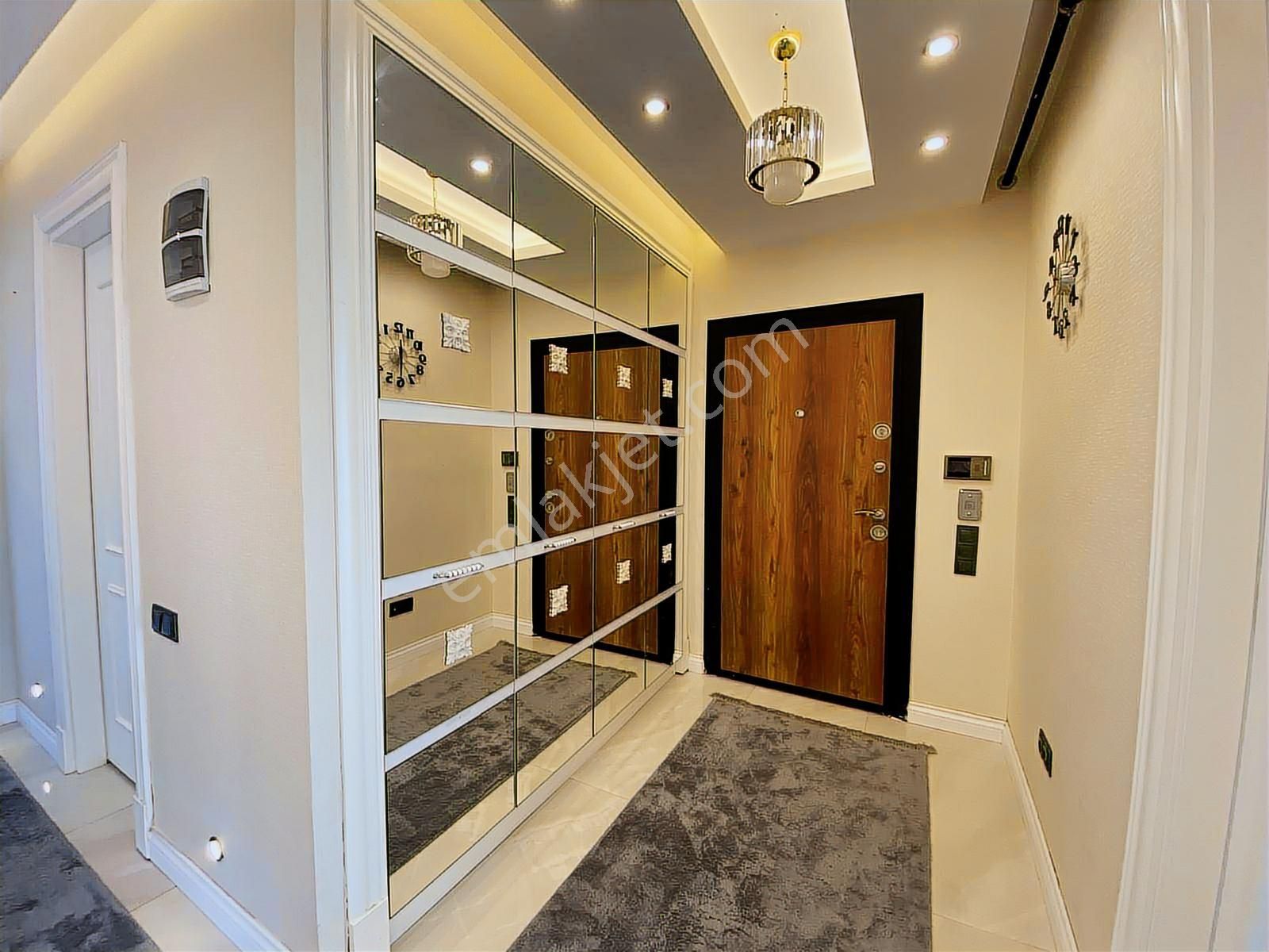 View'den Tecede Lüks Eşyalı Kiralık 3+1daire - Görsel 21