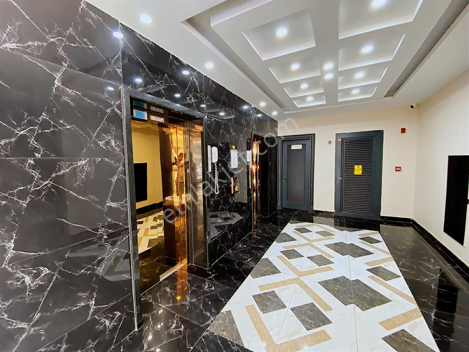 View'den Tecede Lüks Eşyalı Kiralık 3+1daire - Görsel 31