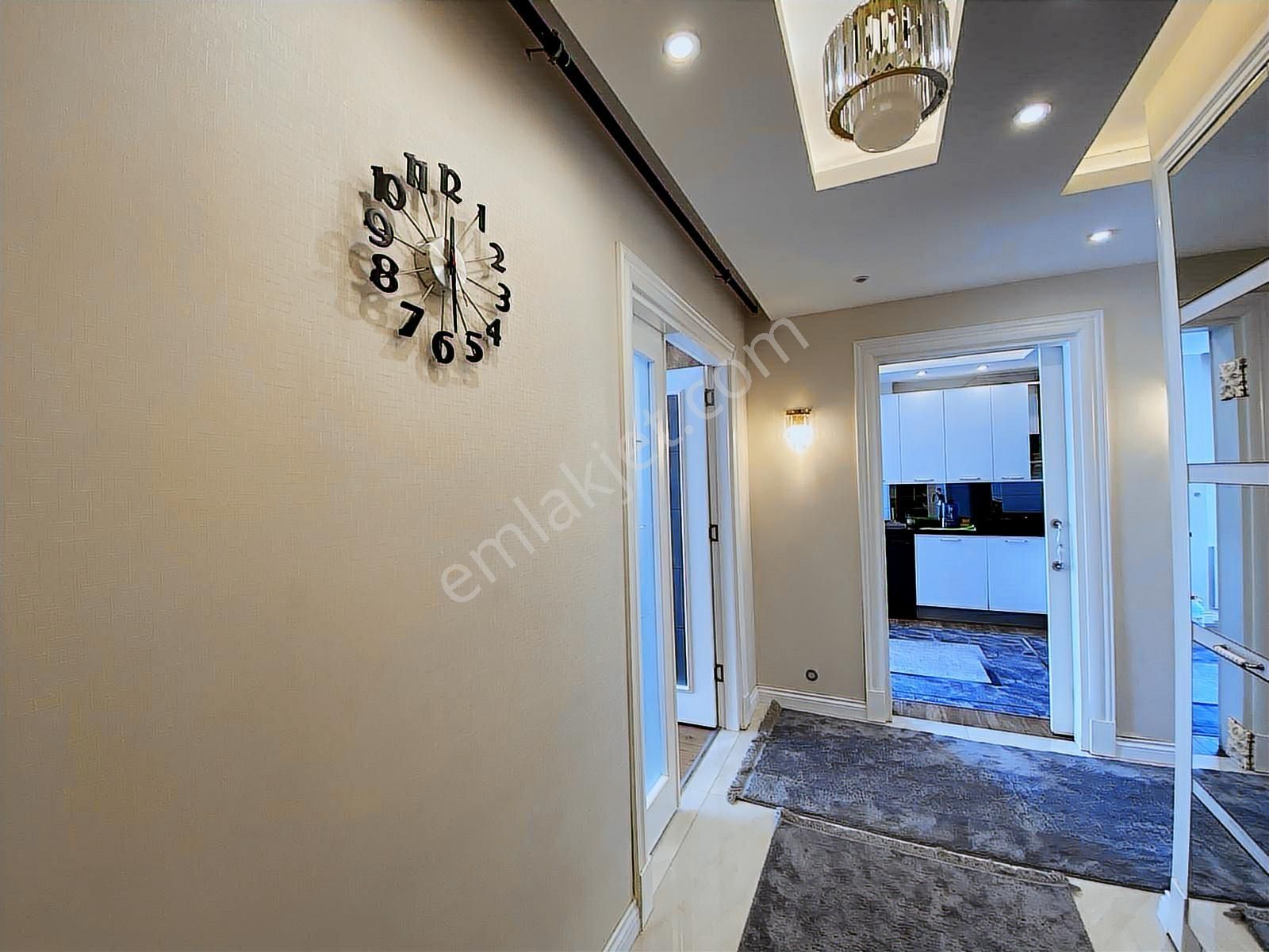 View'den Tecede Lüks Eşyalı Kiralık 3+1daire - Görsel 10