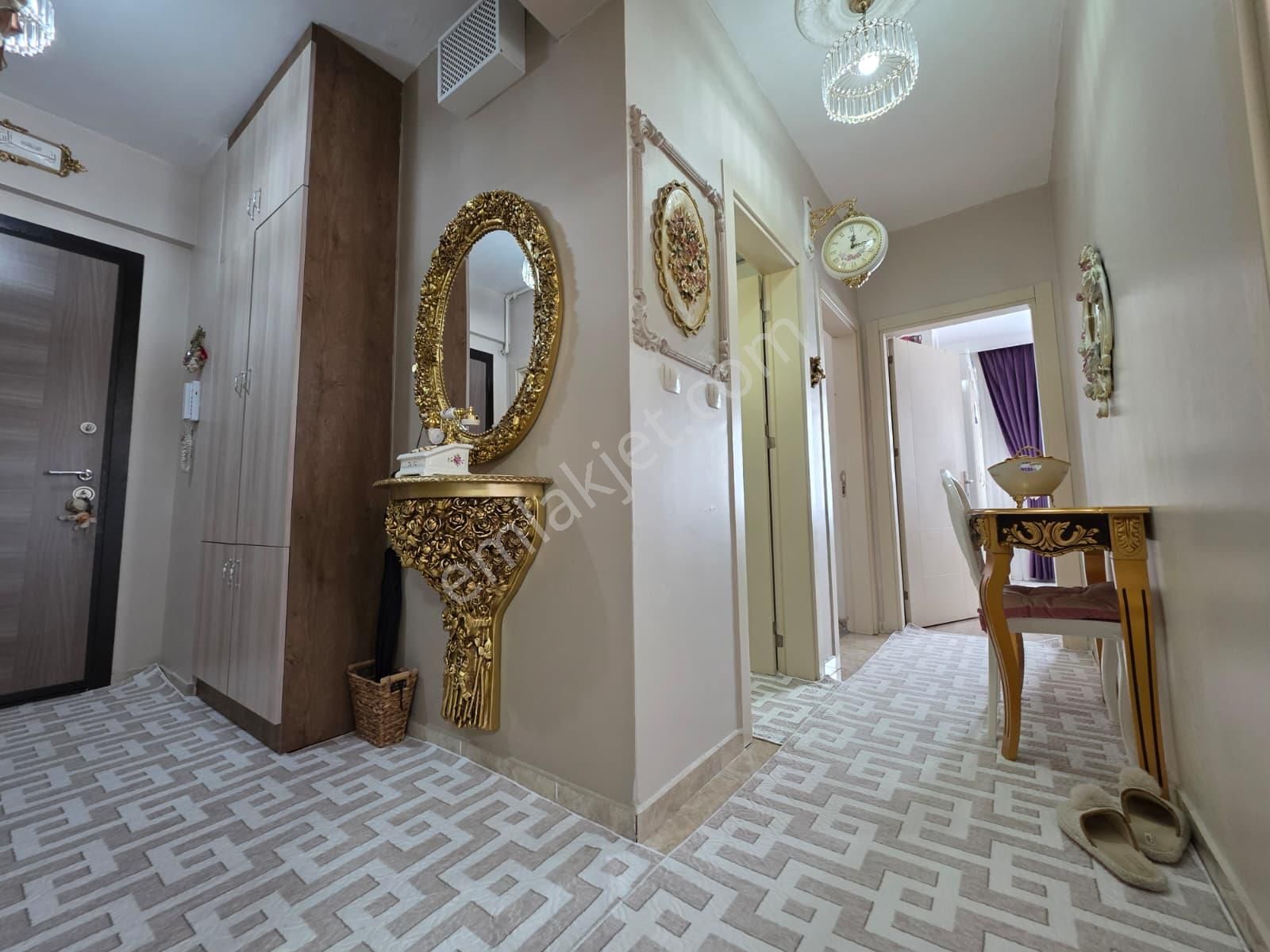 Mavikent'te Düzlükte Bakımlı Daire