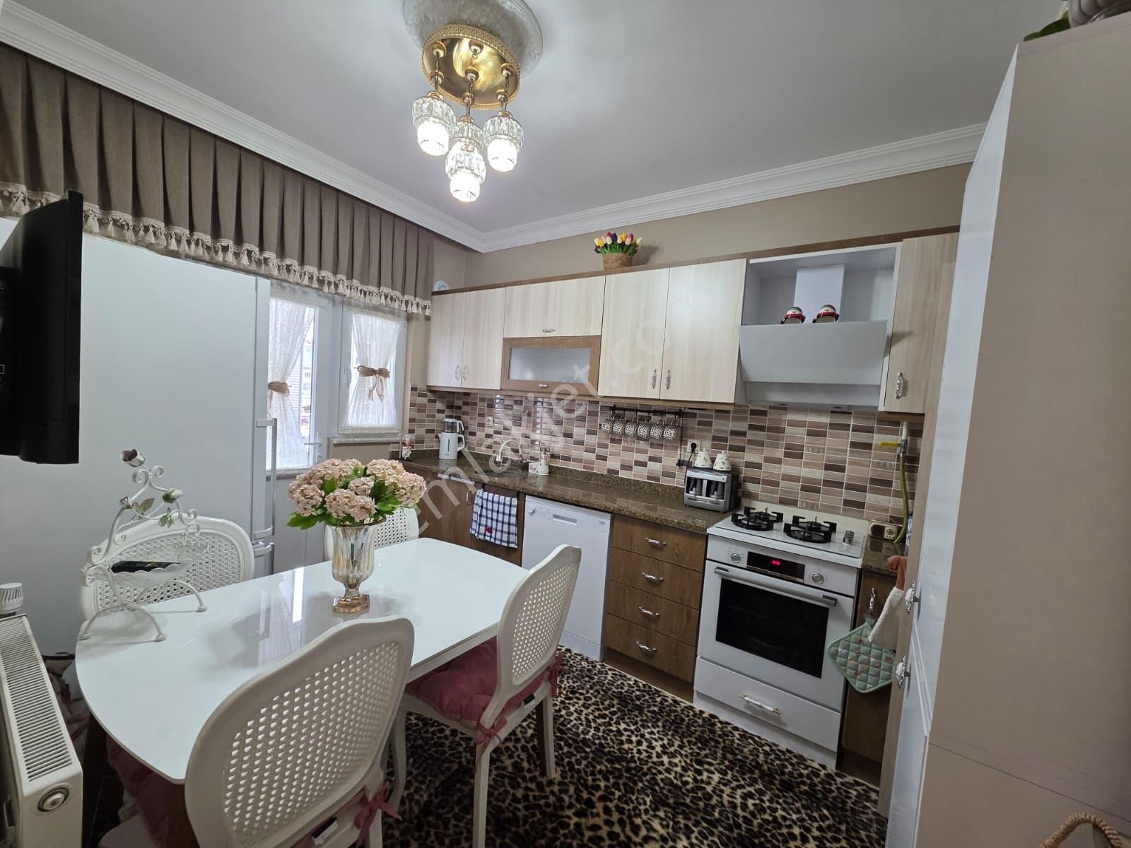 Mavikent'te Düzlükte Bakımlı Daire - Görsel 4