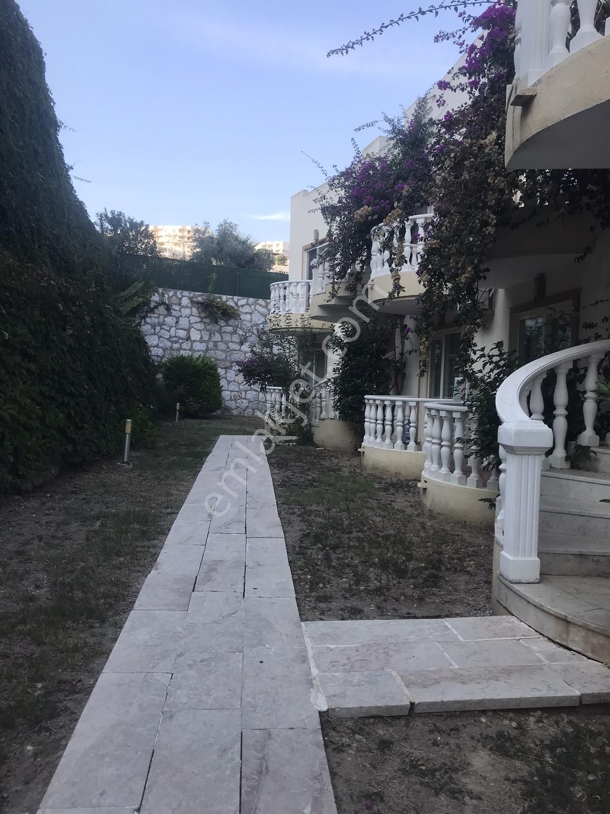 Bodrum Adabükü'nde 2+1 Çift Banyolu Göl Manzaralı Daire - Görsel 8