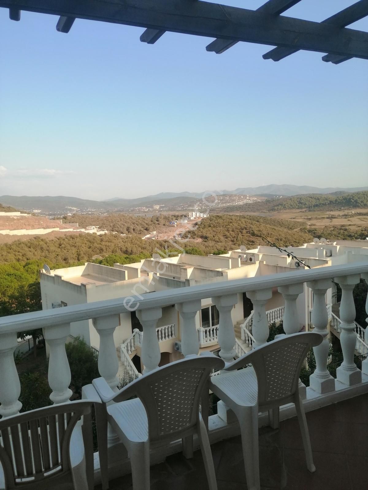 Bodrum Adabükü'nde 2+1 Çift Banyolu Göl Manzaralı Daire - Görsel 15