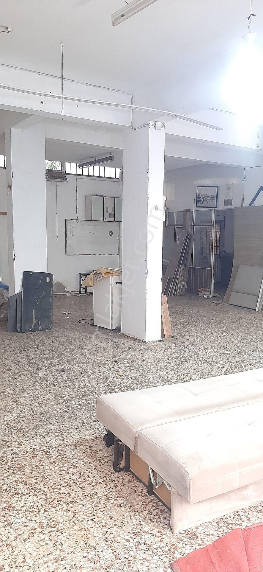 Karabaglar Yunus Emre Mahalleside Kiralık 120mt Dükan - Görsel 7