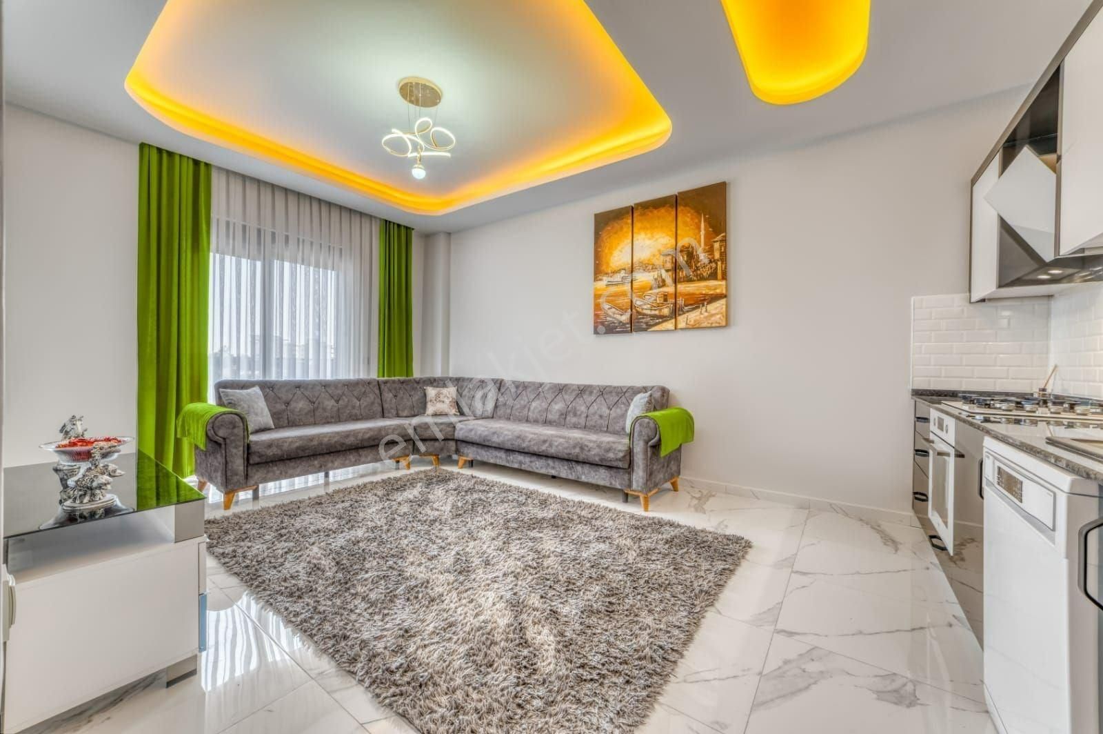 Alanya Oba’da 2+1 Full Lüks Mobilyalı Satılık Daire