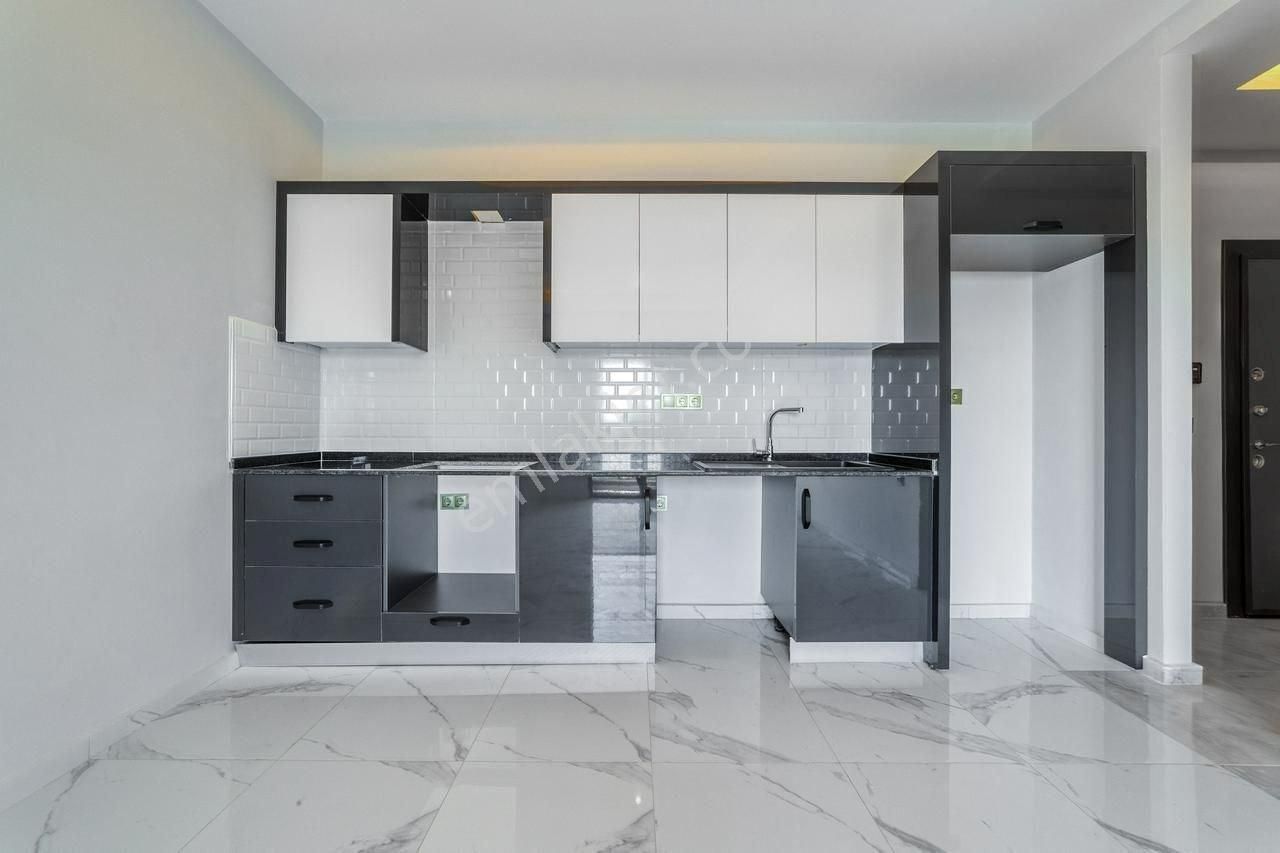 Alanya Oba’da 2+1 Full Lüks Mobilyalı Satılık Daire - Görsel 16