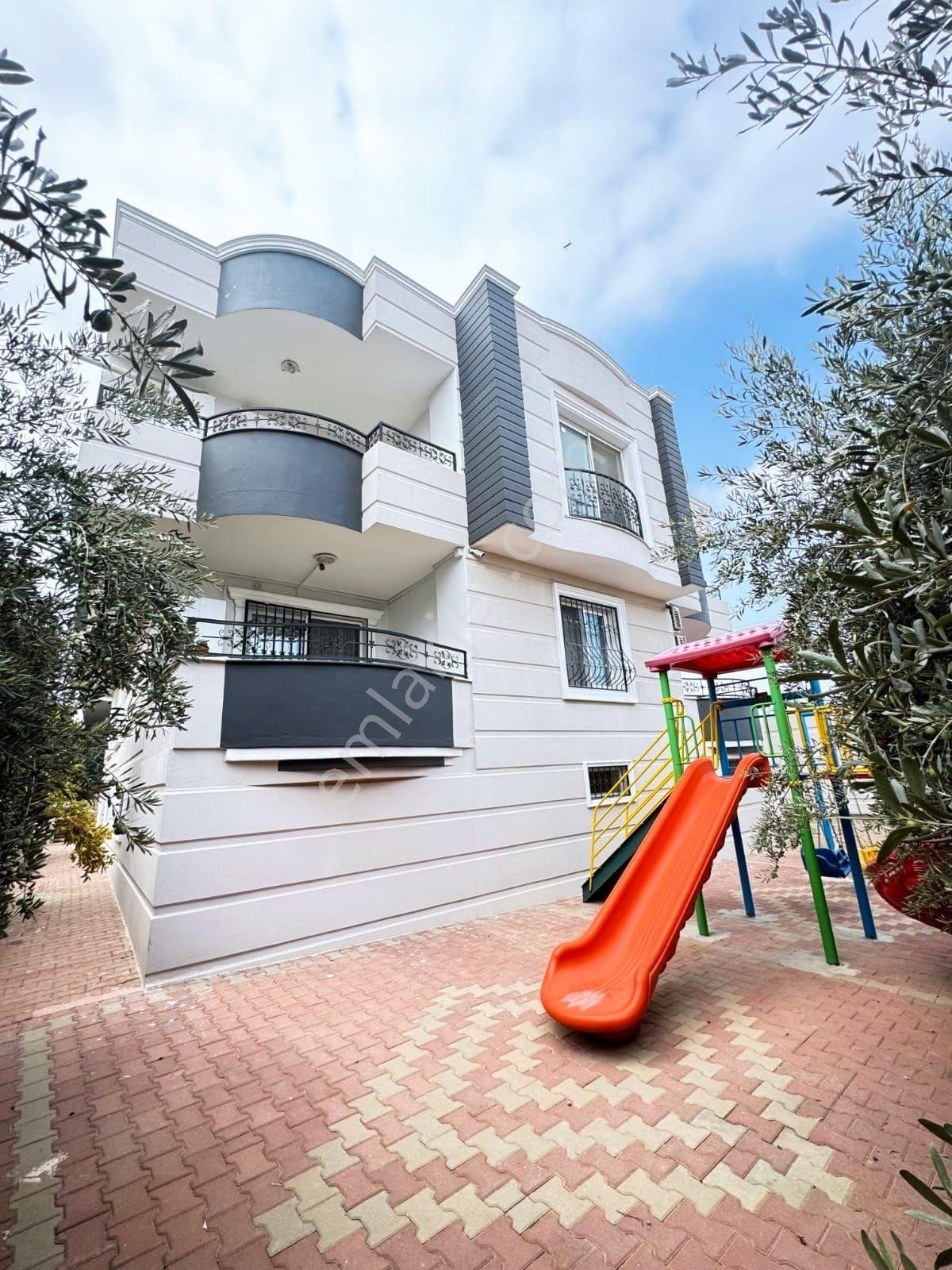 Satılık Mersin Korukent'te Üç Katlı Bahçeli Müstakil Ev 5+1 - Görsel 7