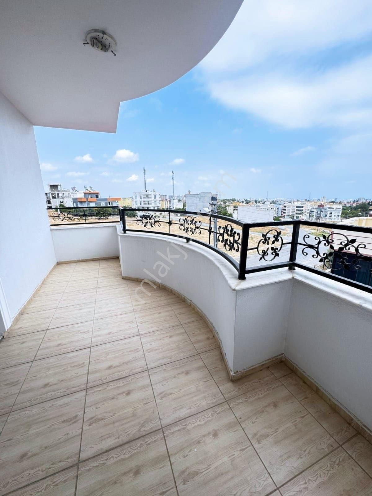 Satılık Mersin Korukent'te Üç Katlı Bahçeli Müstakil Ev 5+1 - Görsel 14