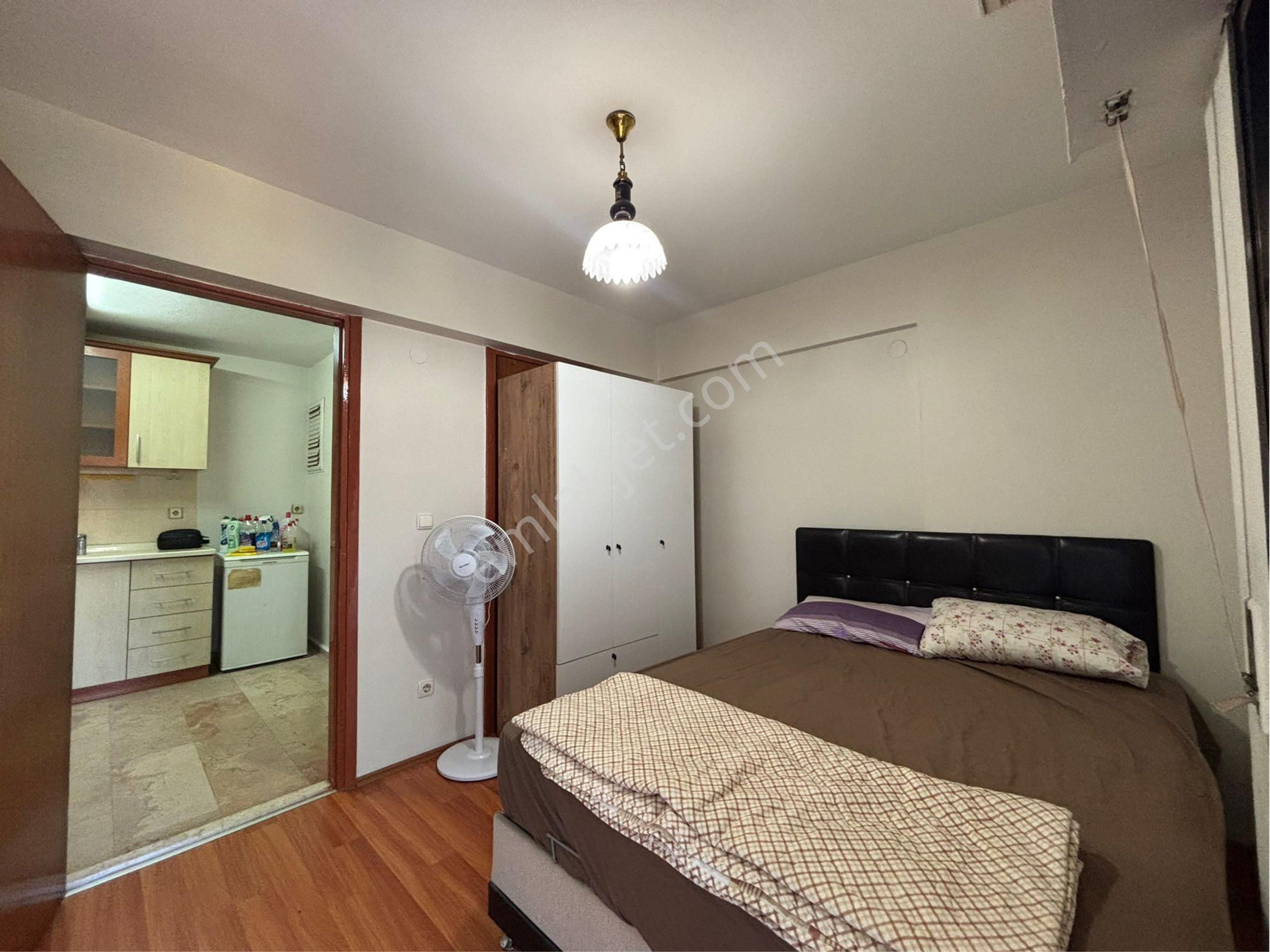 Alsancak Özel Sağlık Karşısı 1+1 Balkonlu 5. Kat Kiralık Daire! - Görsel 15