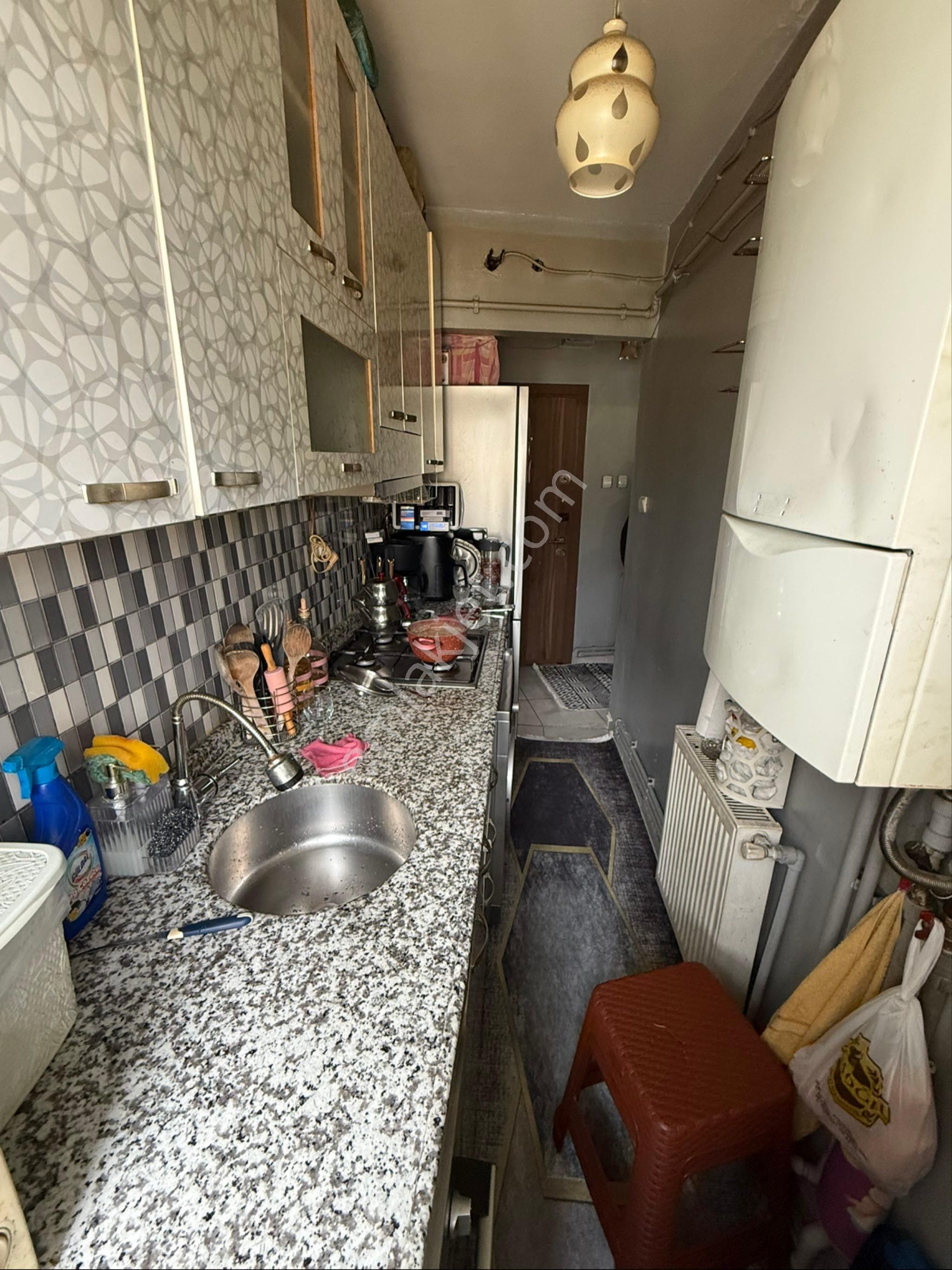 Beyoğlu Kasımpaşa'da Deniz Yakını, 4 Katlı + Dükkan Komple Bina - Görsel 6