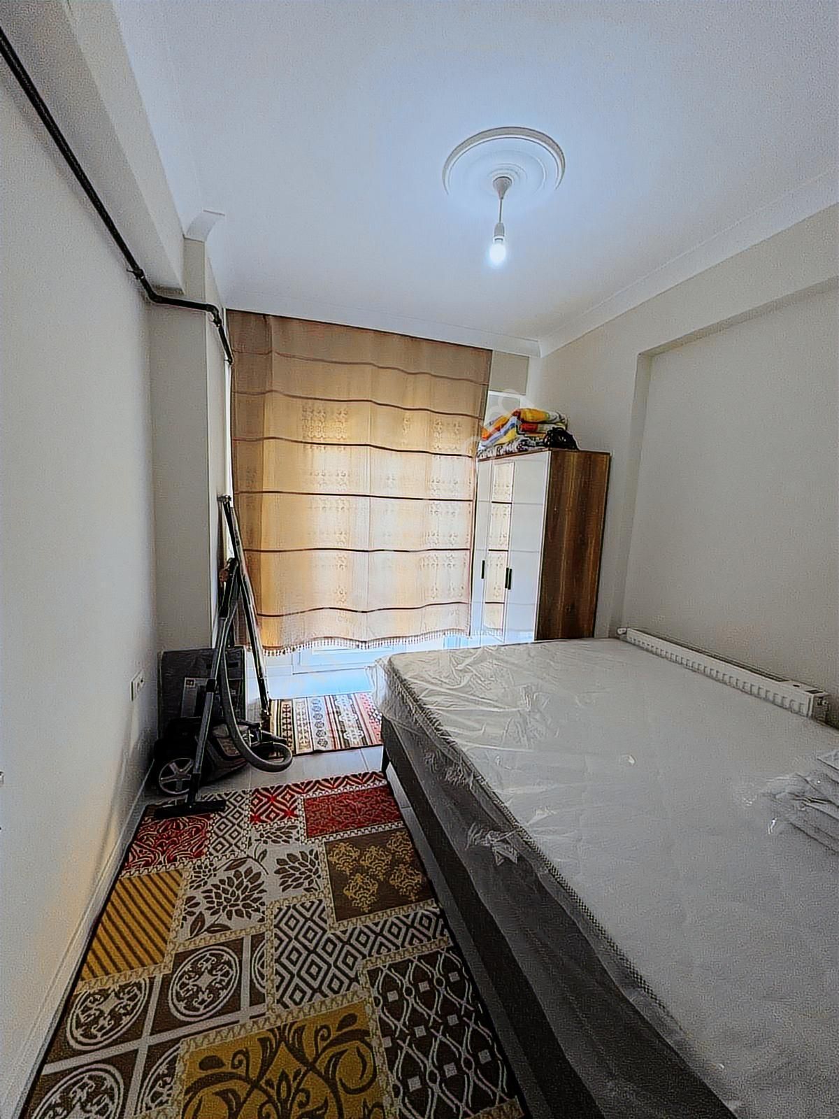 Bergama Zafer Mahallesinde Kiralık 1+1 Kiralık Full Eşyalı Daire - Görsel 6