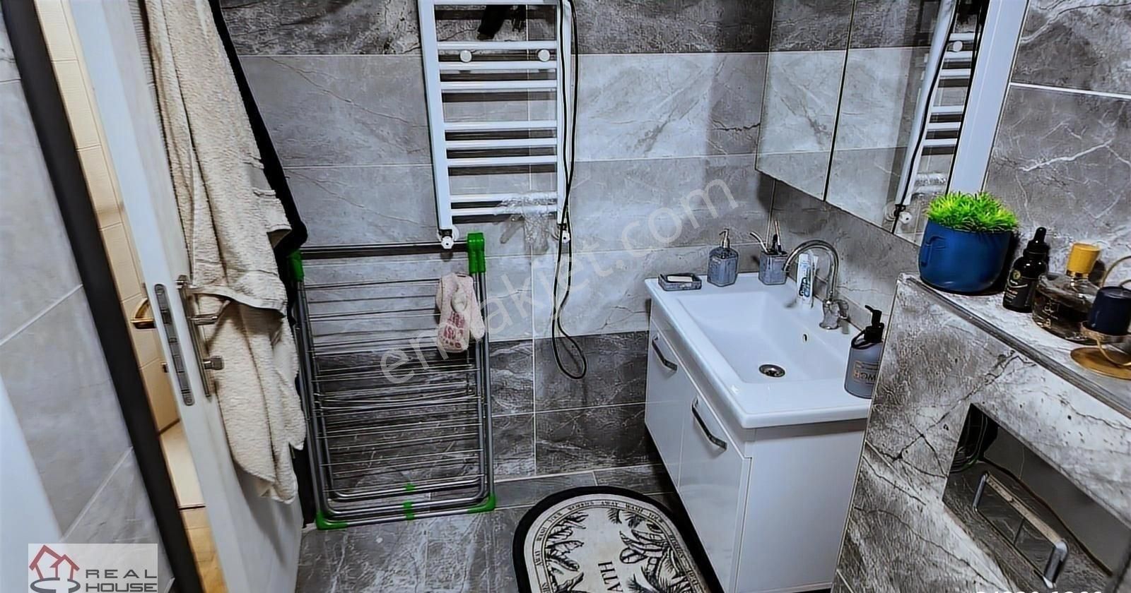 Avcılar Merkezde Metrobüse 2 Dk. Yatırıma Uygun 1+1 Satılık - Görsel 13