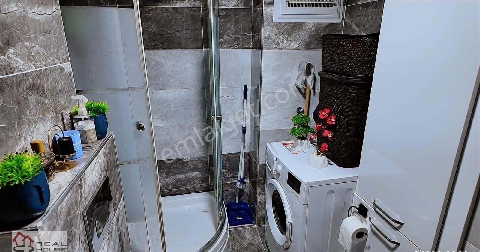 Avcılar Merkezde Metrobüse 2 Dk. Yatırıma Uygun 1+1 Satılık - Görsel 3