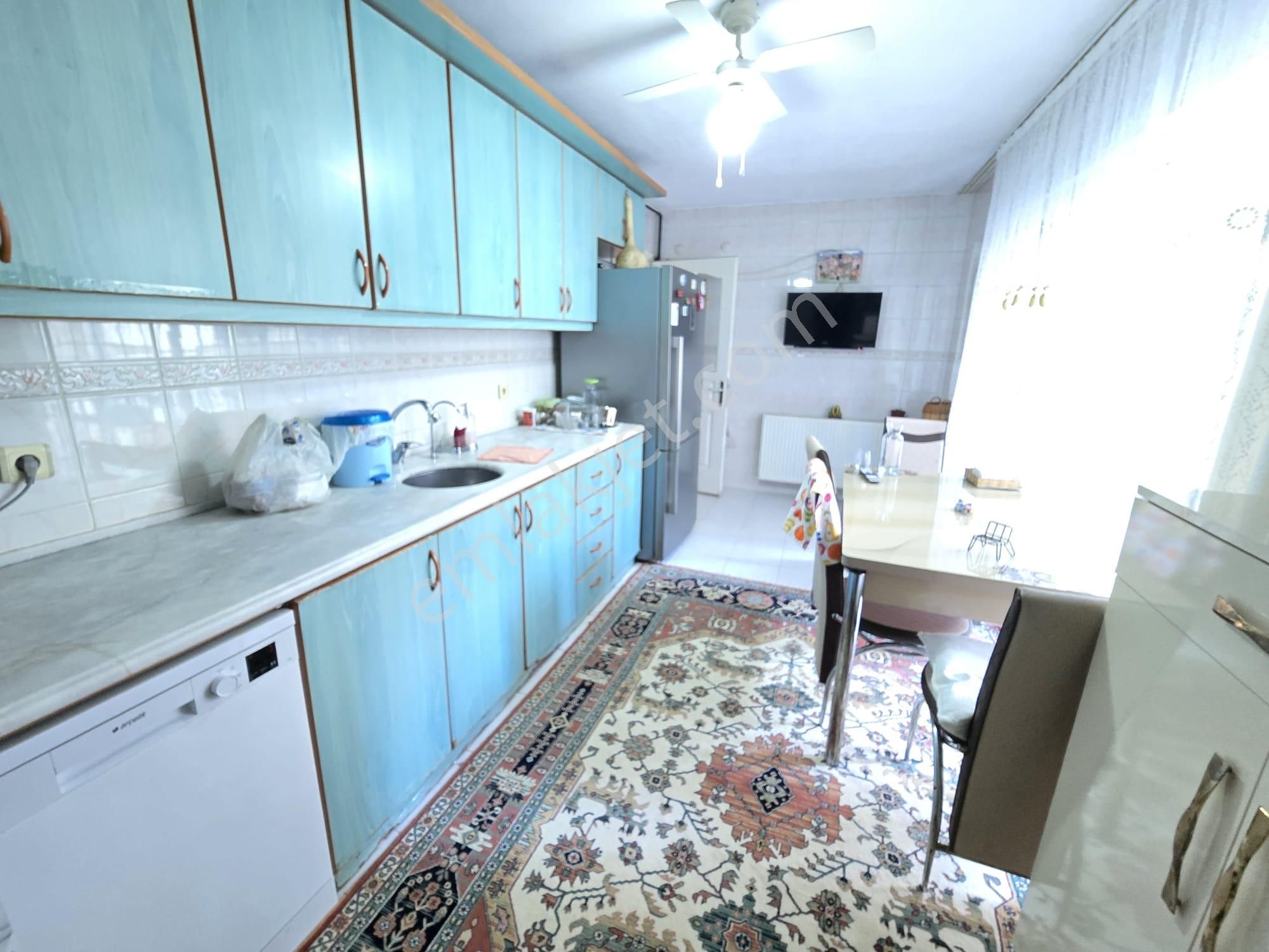 Balçovada Metro Yakını D.gazlı Arakat 143 M.kare Satılık 3+1 Daire - Görsel 12